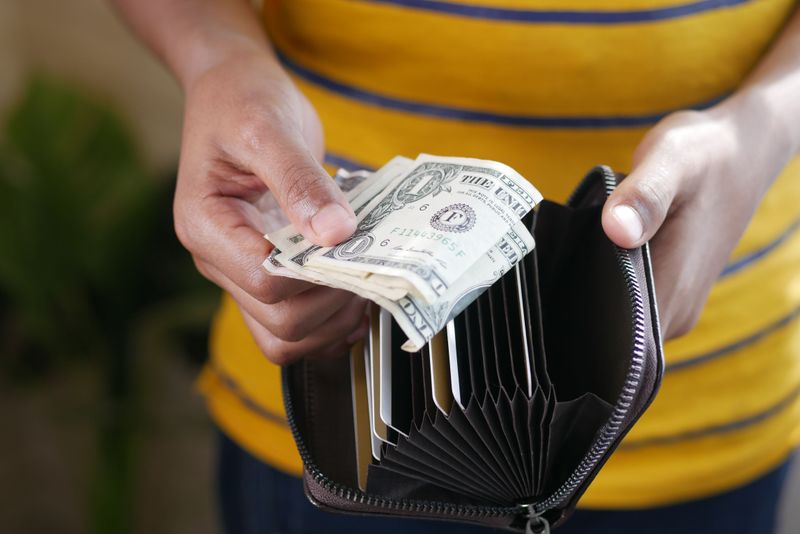 Carrying Actual Cash