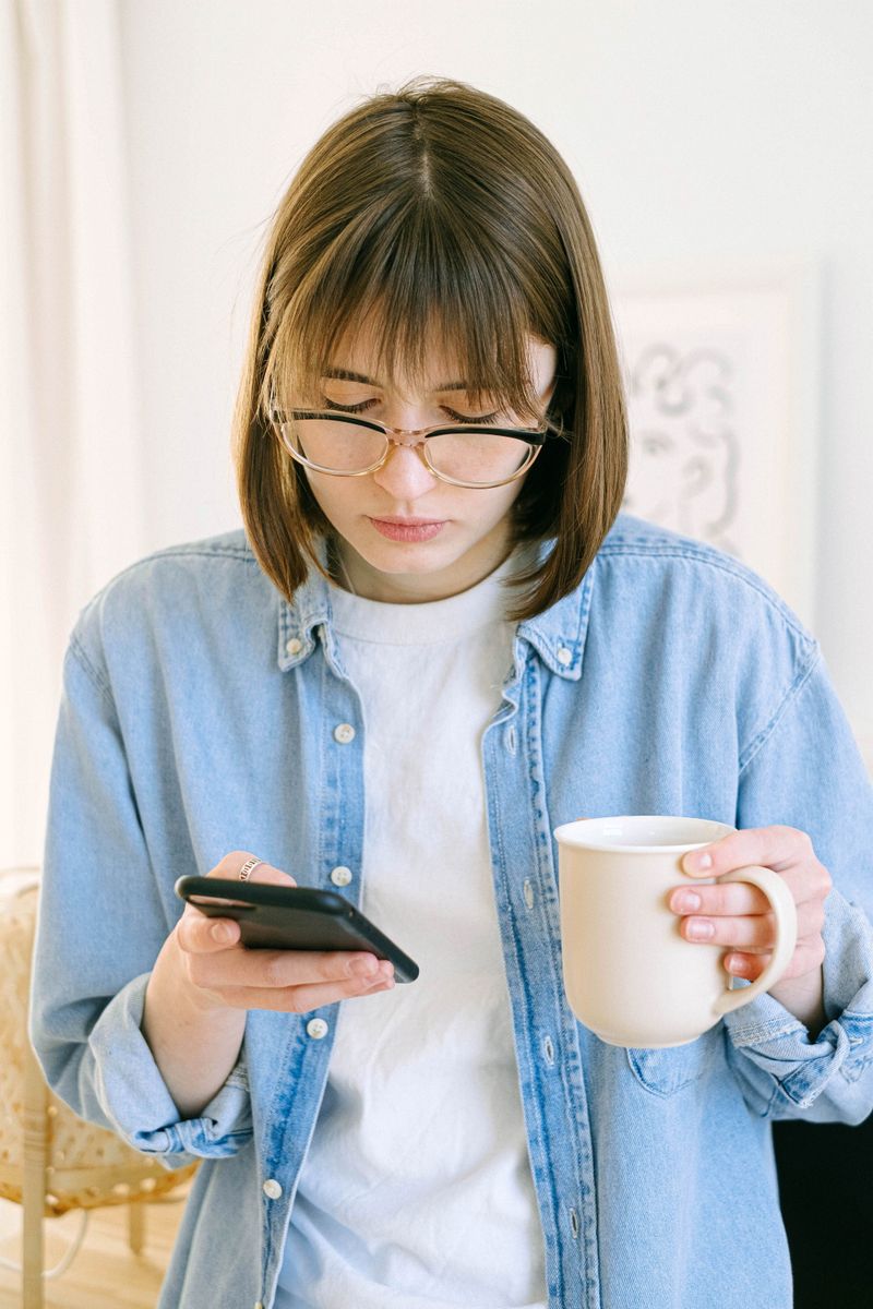 Don't Skip Regular Check-Ins With Family or Friends