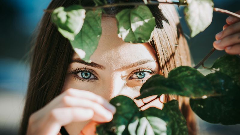Eyes and Eye Contact