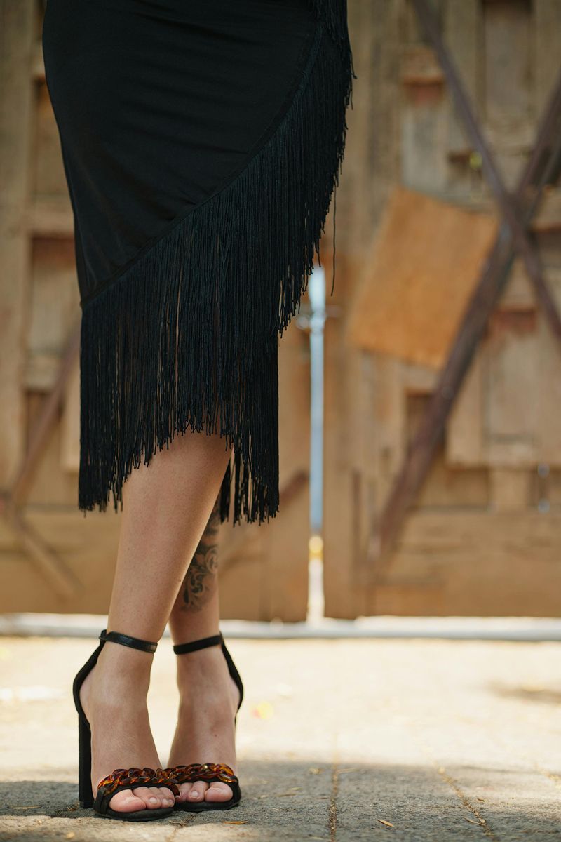 Fringe Details Everywhere