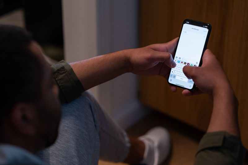 Ghosting Instead of Communicating Directly