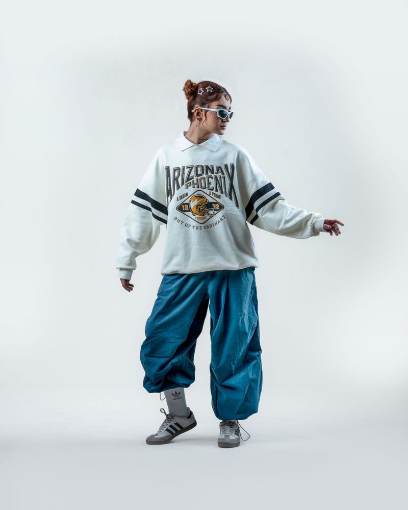 Oversized Logo Mania