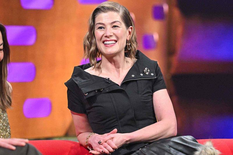 Rosamund Pike