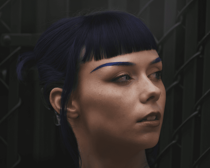 Ultra-Thin Eyebrows