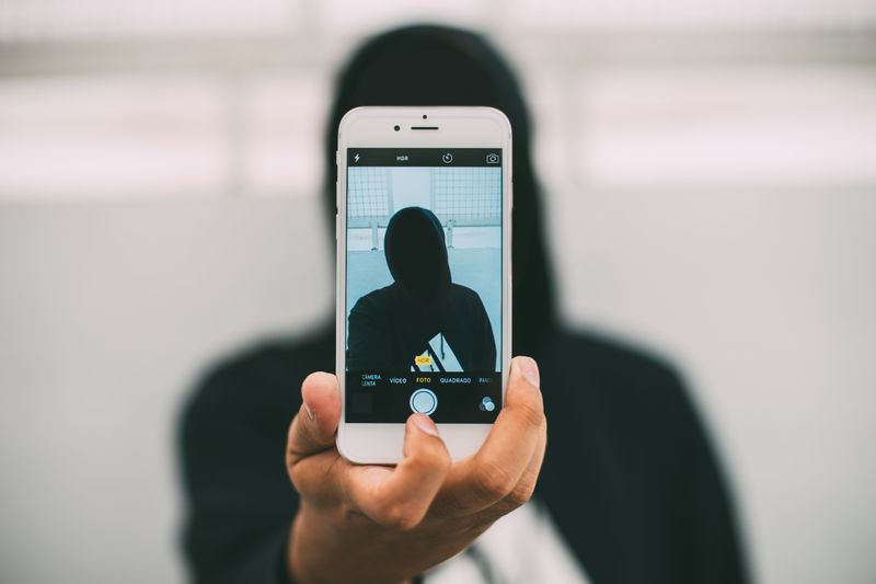 Using Fake Profiles or Stolen Photos