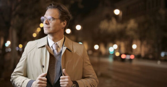 11 Habits That Reveal a Man’s Intelligence