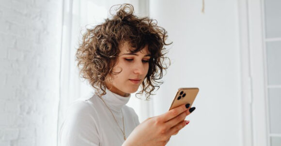 12 Things Women Want to Know About Their Partners—but Ask Google Instead