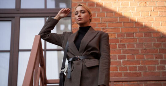 13 Easy Belt Tricks That Make Any Outfit Look Expensive