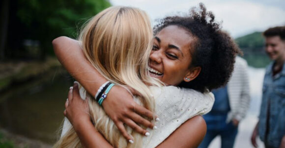 15 Meaningful Ways to Show Someone They’re Truly Loved