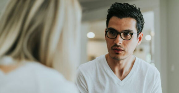 9 Signs a Conversation May Reflect Low Empathy
