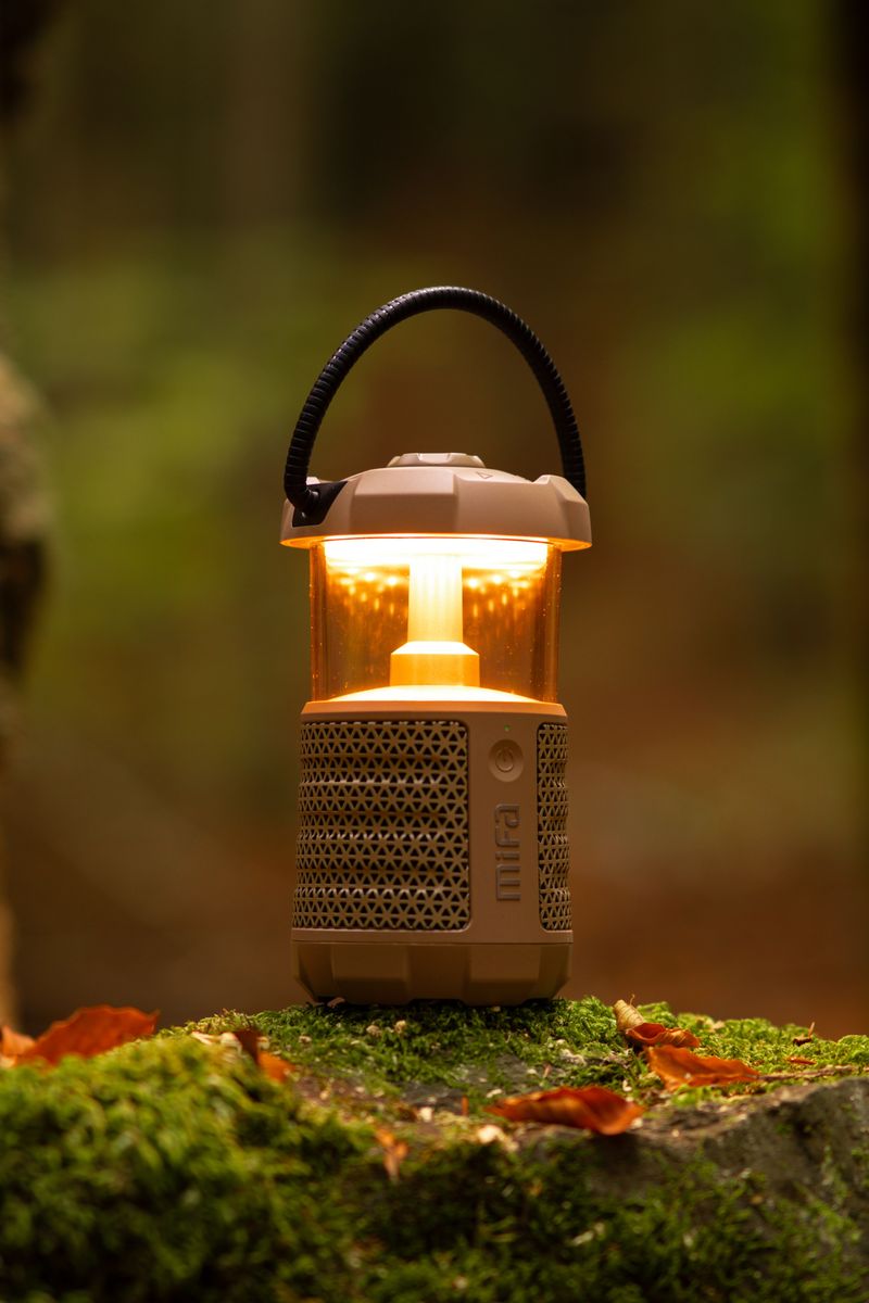 Battery-Powered Lantern or Emergency Light