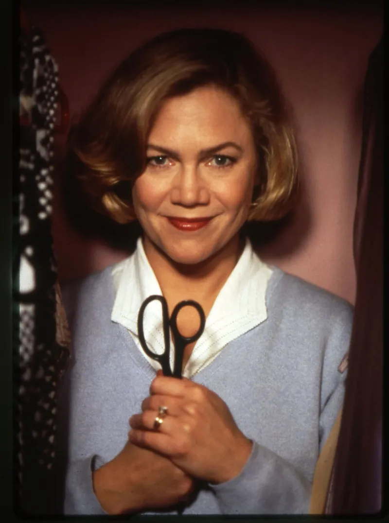 Beverly Sutphin (Serial Mom, 1994)