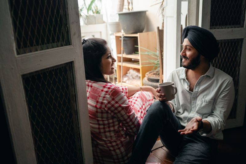 Clear and Honest Communication Without Hidden Agendas