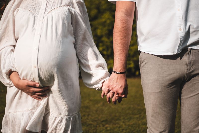 Don't Marry Because of Outside Pressure