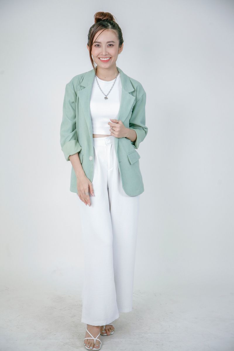Mint Green – #CFFFE5