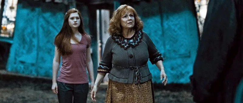 Molly Weasley and Ginny Weasley — Harry Potter