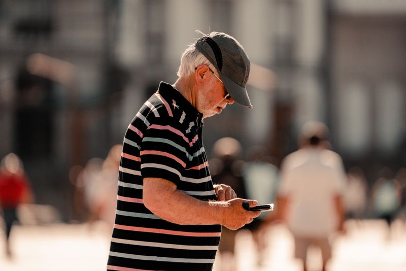 People Who Only Reach Out When They Need Something