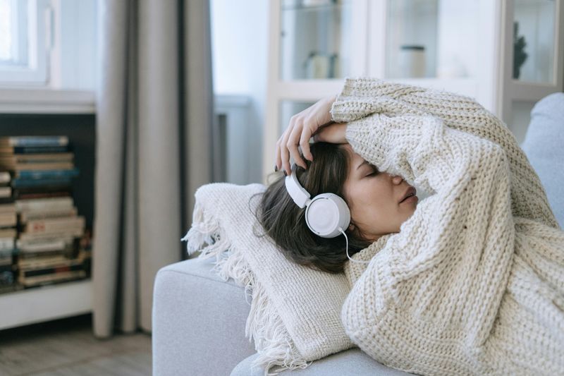 Solitude Restores You in Ways That Socializing Cannot