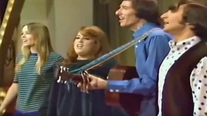 The Mamas & the Papas – California Dreamin' (1965)
