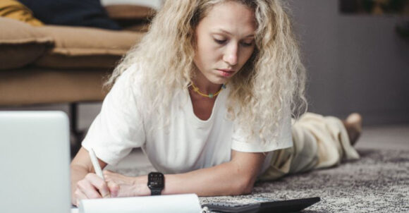 Financially Independent Women Often Follow These 10 Money Practices