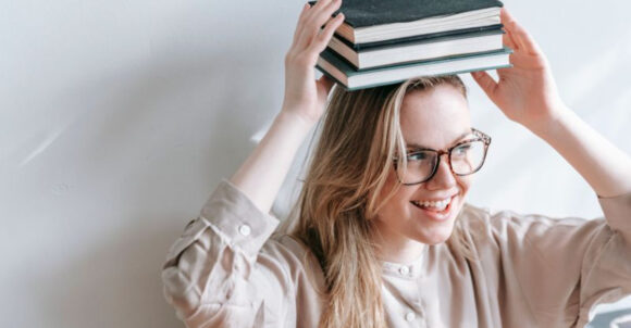 Only Highly Intelligent People Tend to Have These 14 Quirky Habits