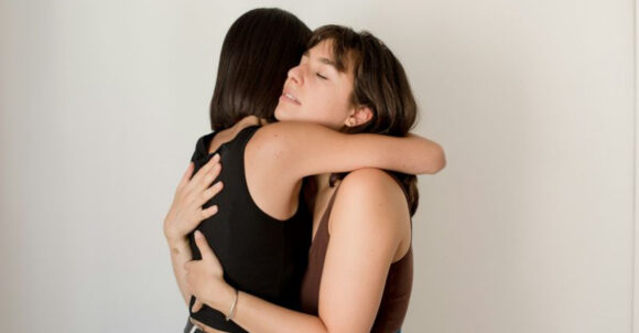 15 Signs It May Be Time to Stop Helping Someone