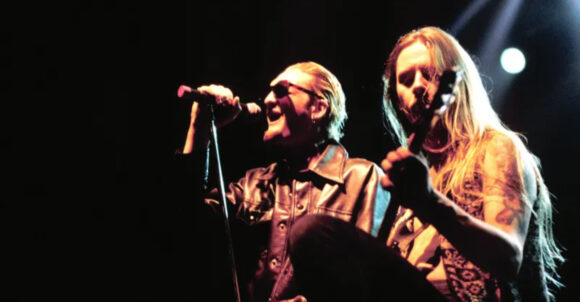 16 Bands That Had Loyal Fans Before They Reached the Mainstream