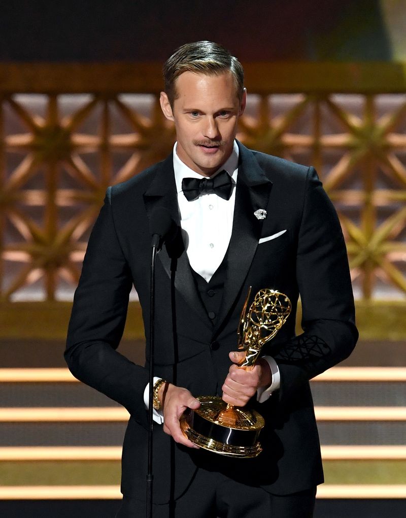 Alexander Skarsgård – 6'4½
