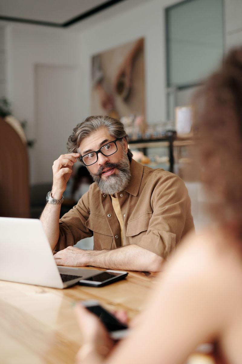 Balancing Dating with a Demanding Career