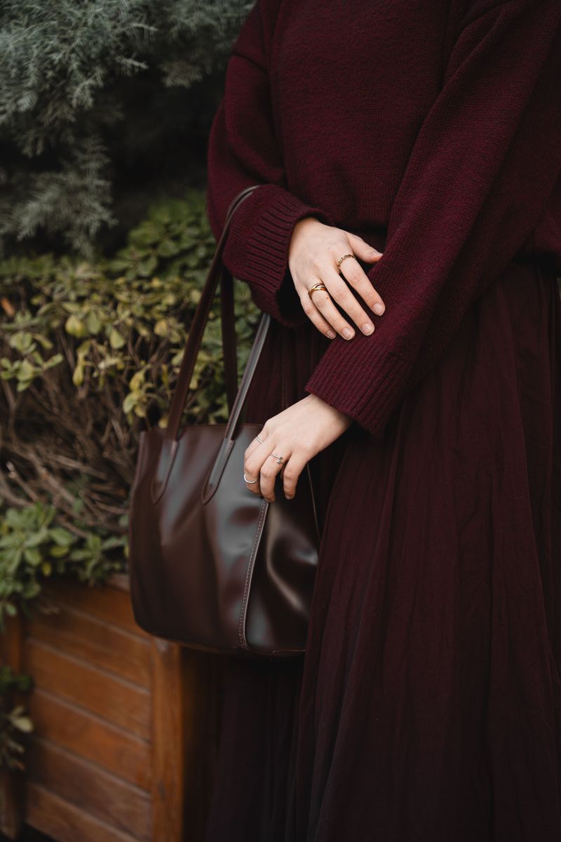 Burgundy and Wine Tones