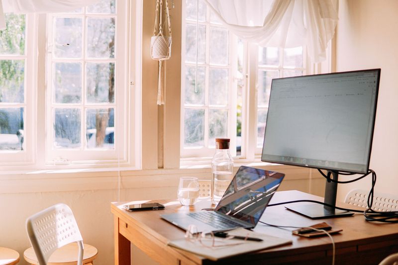 Expecting Employees to Be in the Office Five Days a Week