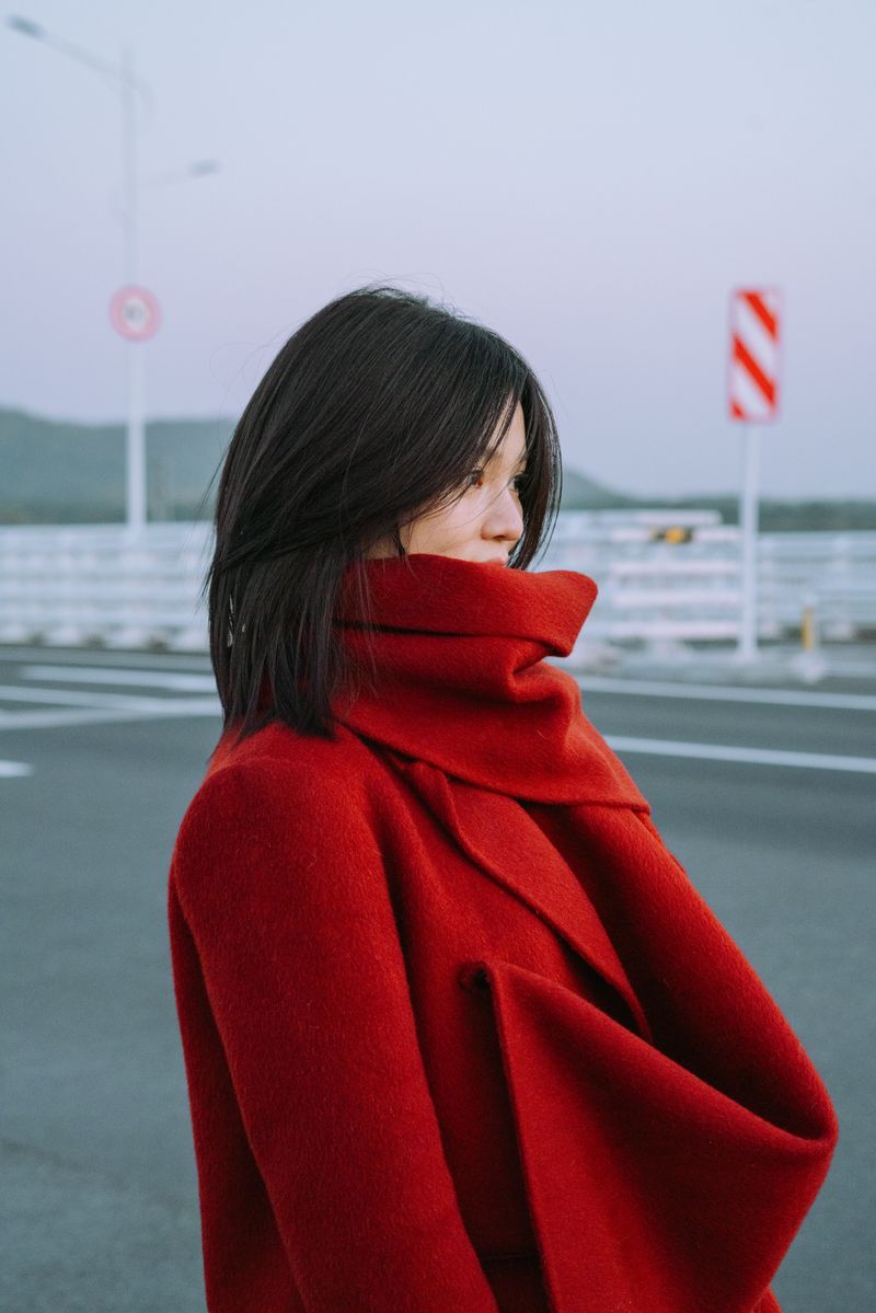 Face-Framing Collar Coats