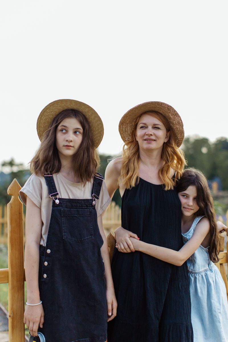 Favoritism and Sibling Comparisons