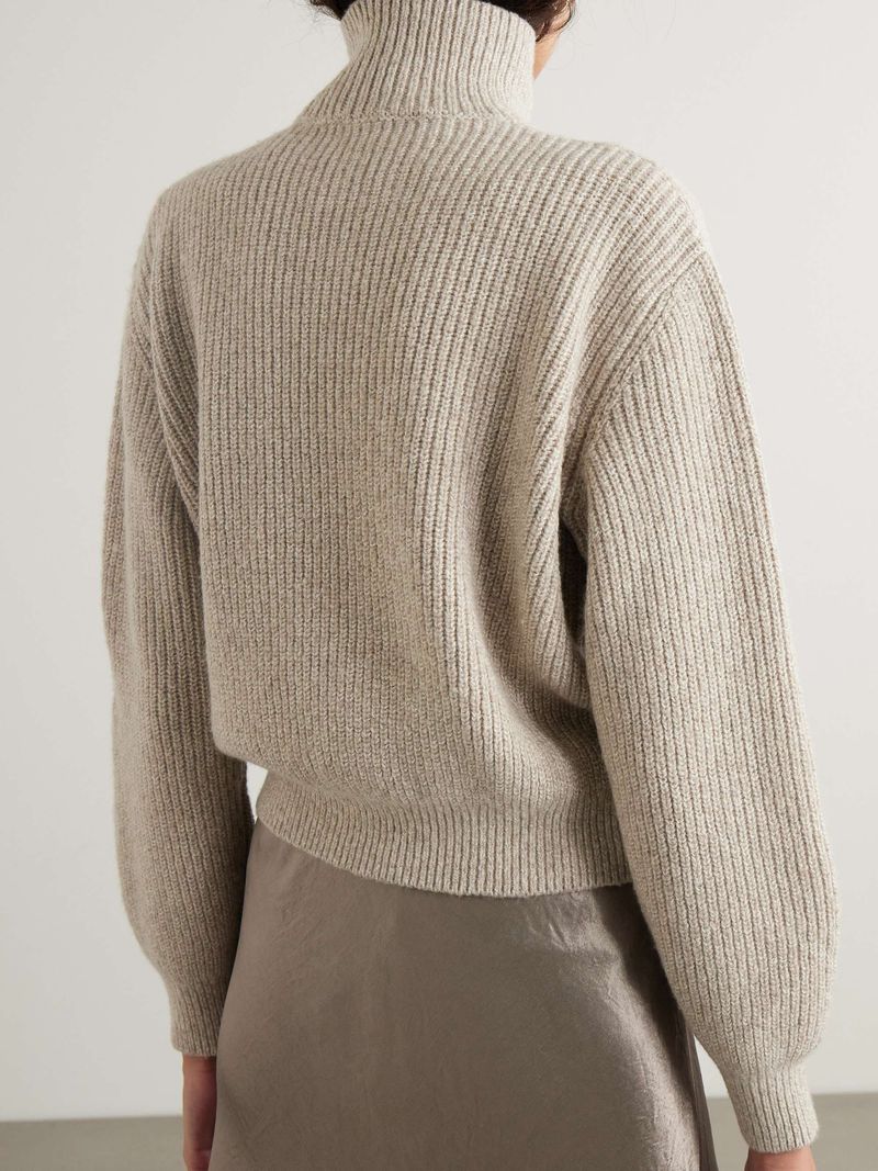 Fine-Gauge Cashmere Turtleneck