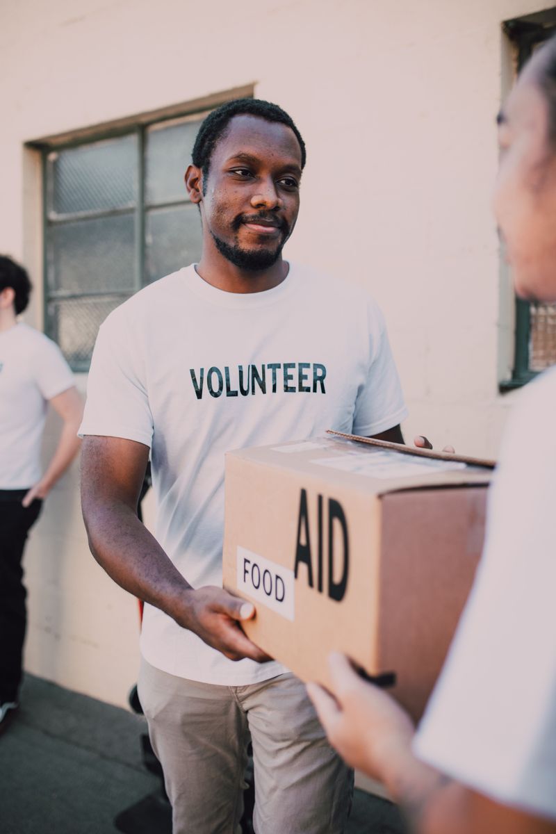 Helping Without Expecting Anything Back