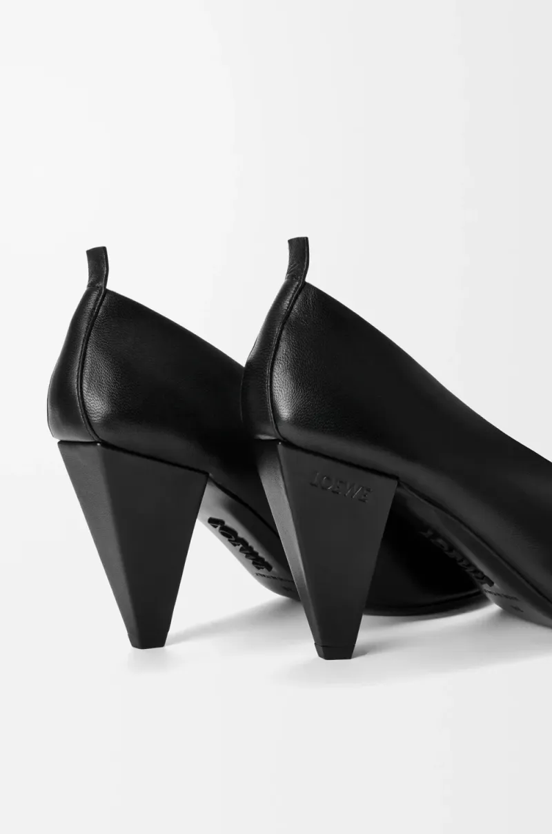 Loewe Origami Cubic Pumps