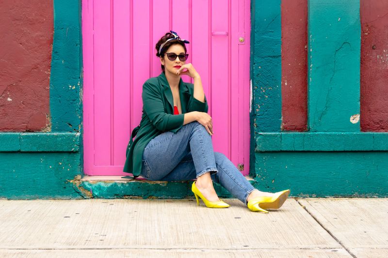 Stick to Neutral or Subdued Colors