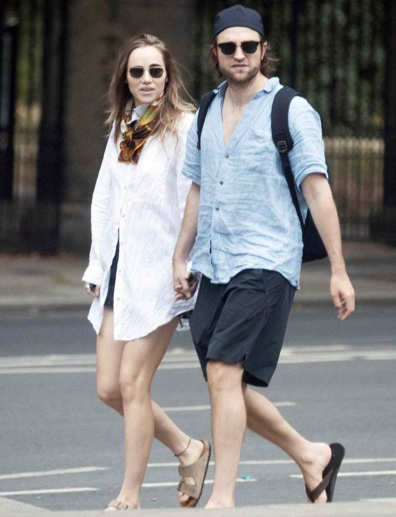 Suki Waterhouse and Robert Pattinson