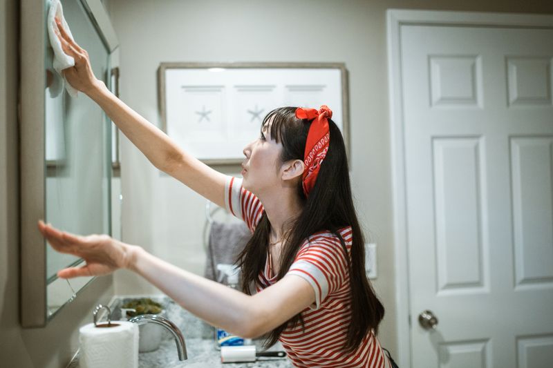 The Wife Should Handle Most of the Housework