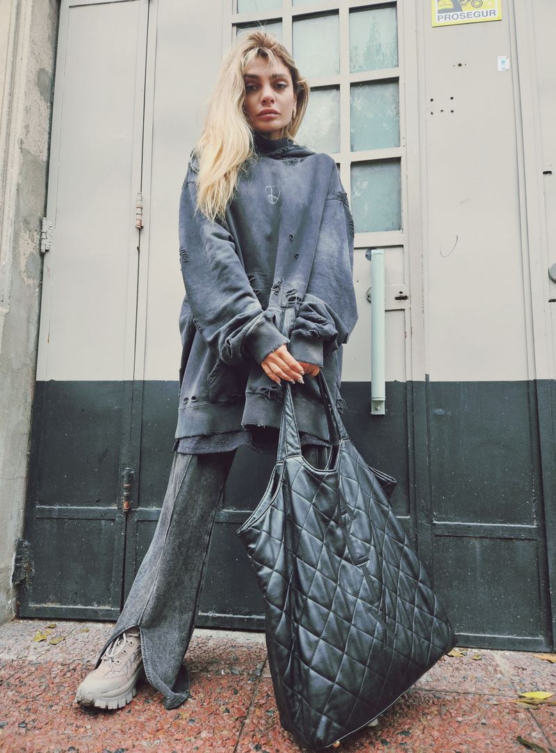 Tiny Shoulder Bags Make Room for Oversized Carryalls