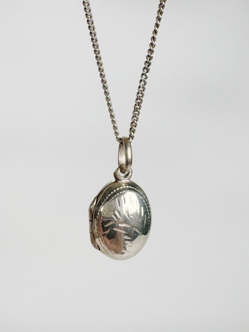 Vintage-Inspired Lockets