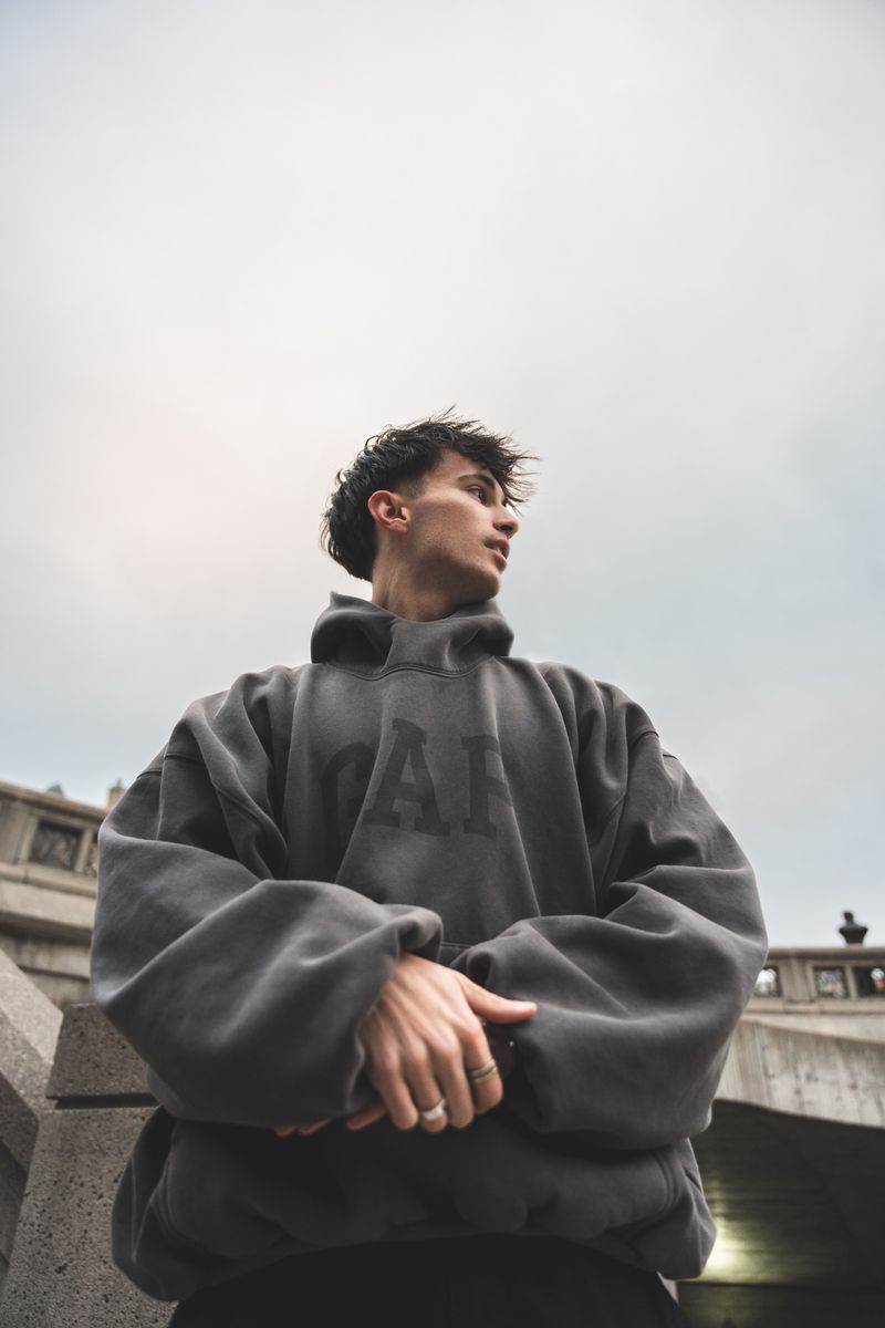 Wearing Oversized Clothing That Hides Your Frame