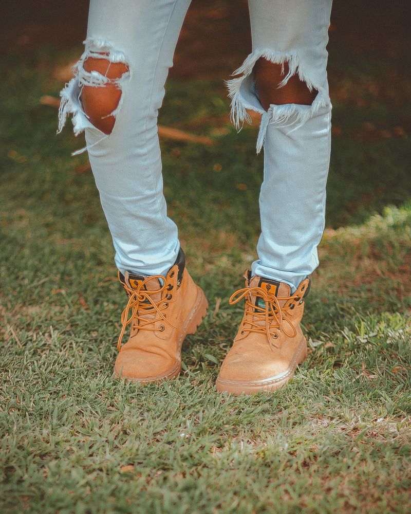 Wearing Strongly Distressed or Worn-Looking Clothing