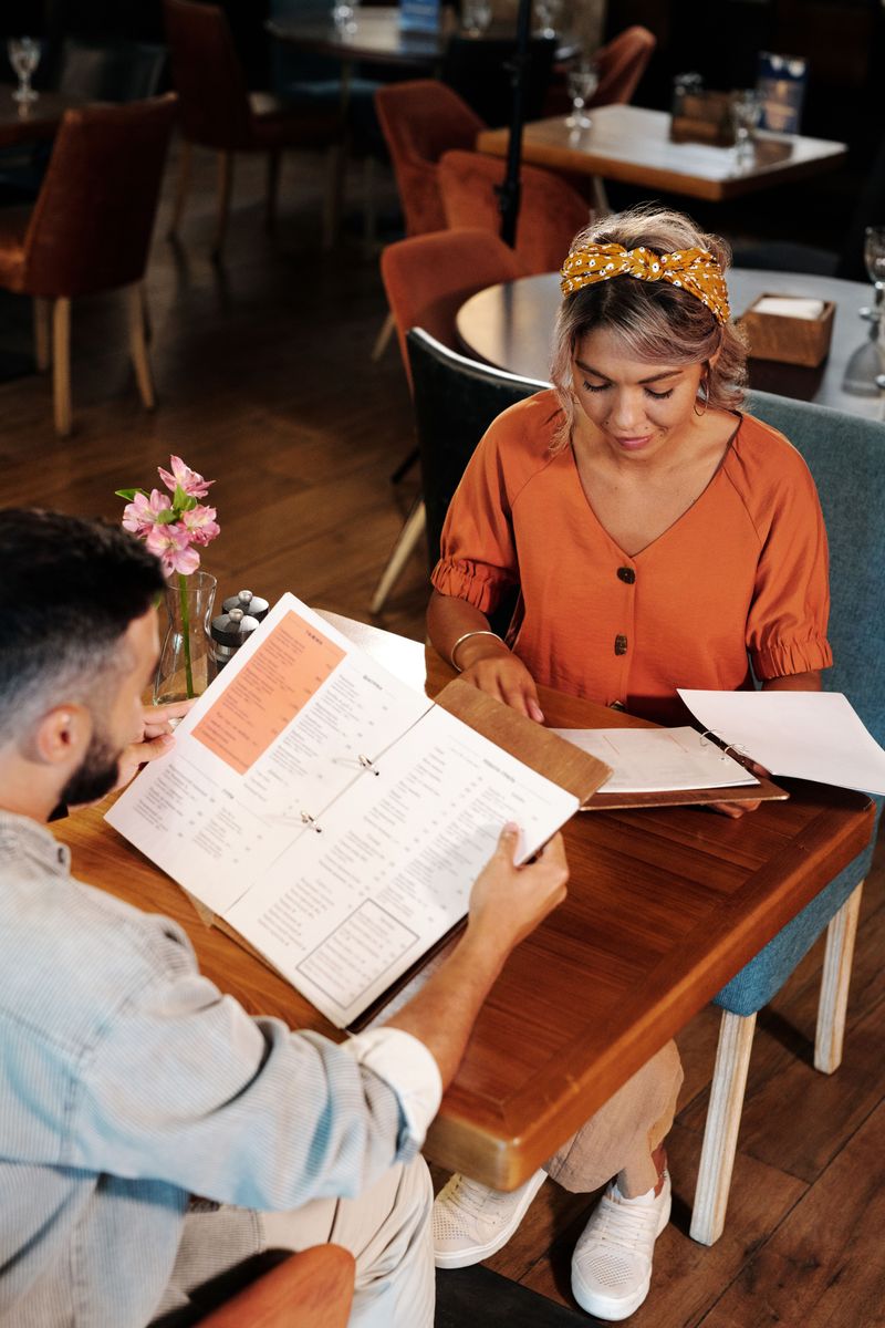 Women Never Know Where They Want to Eat