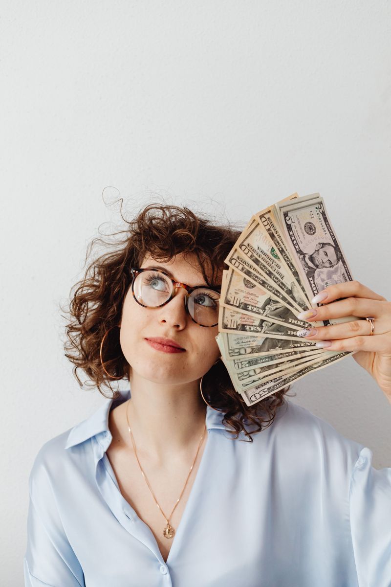 Women Only Care About a Man's Money