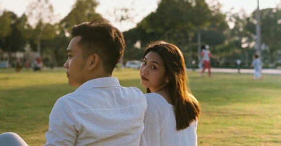 When a Partner Stops Prioritizing the Relationship, These 12 Behaviors May Appear