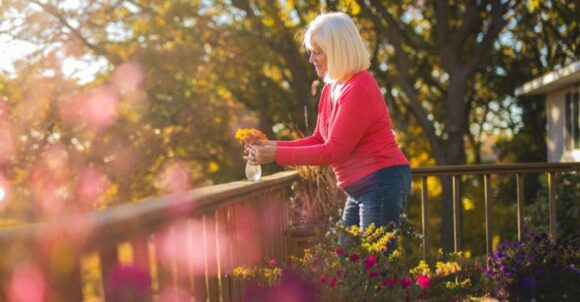 11 Things That Feel Like Losses in Midlife but Often Turn Out to Be Gifts
