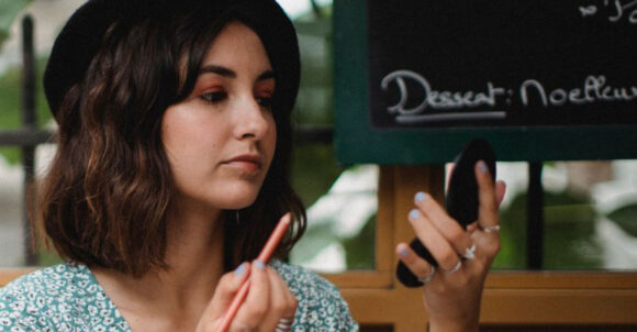 12 Ways to Create a Classic French-Inspired Makeup Look