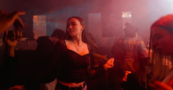 16 Things That Can Seem Attractive at 18 but Feel Different at 30
