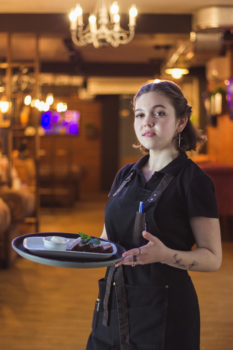 Bartender / High-End Restaurant Server